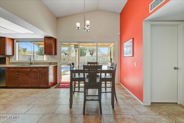 6917 W NICOLET Avenue, Glendale, AZ 85303