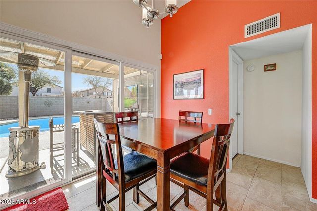 6917 W NICOLET Avenue, Glendale, AZ 85303