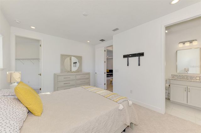10192 MILKY WAY CIRCLE, Sarasota, FL 34241