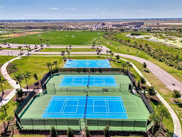 10192 MILKY WAY CIRCLE, Sarasota, FL 34241