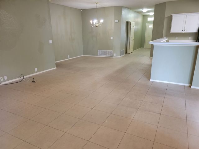 223 Baylor Drive, Glenn Heights, TX 75154
