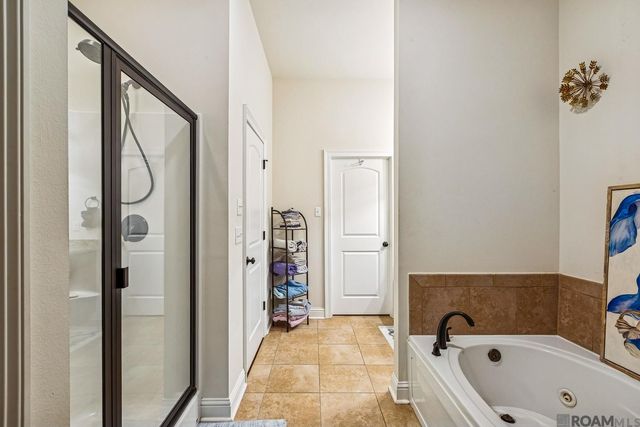 6952 Myrtle Bluff Dr, Baton Rouge, LA 70810