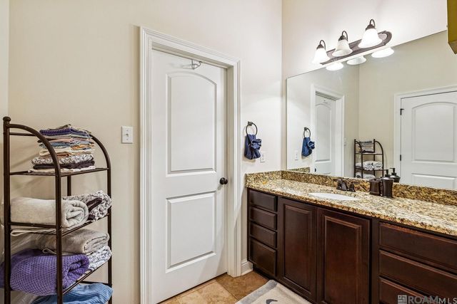 6952 Myrtle Bluff Dr, Baton Rouge, LA 70810