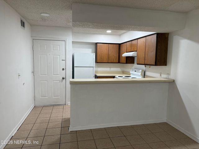 6511 SAN JUAN Avenue 4, Jacksonville, FL 32210