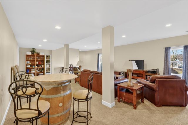 5420 Farallon Drive, Texas Twp, MI 49009