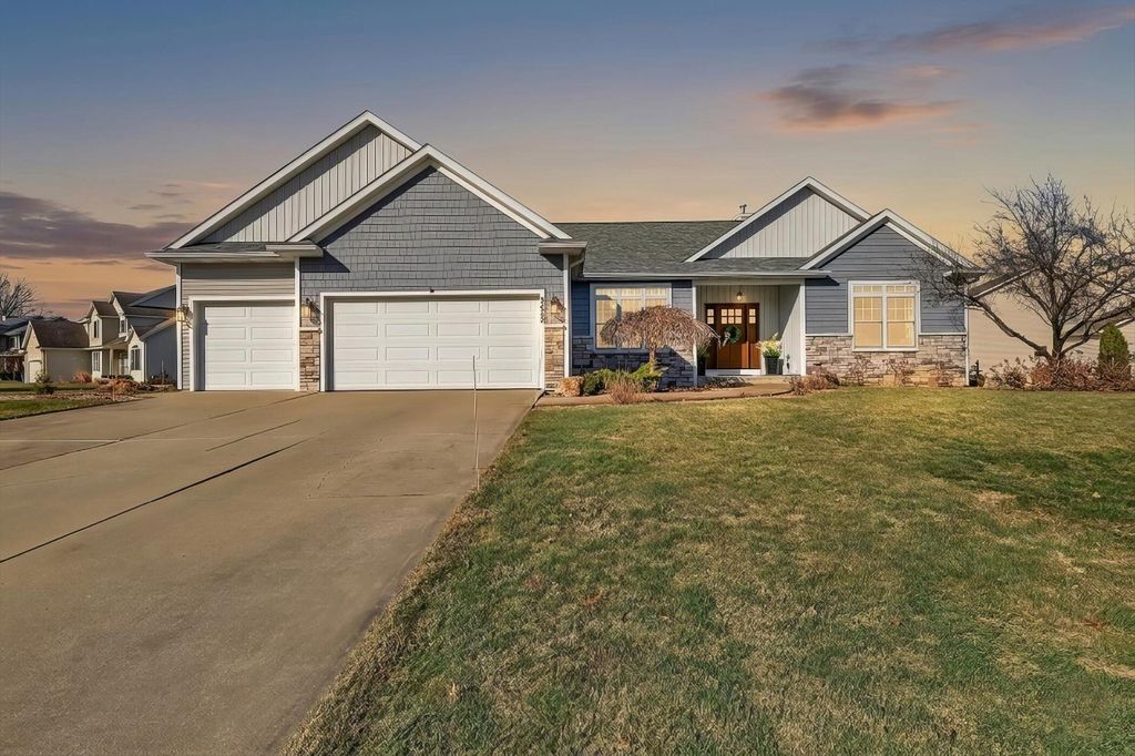 5420 Farallon Drive, Texas Twp, MI 49009