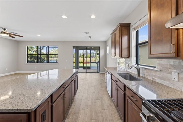 6745 CHESTER TRAIL, Bradenton, FL 34202