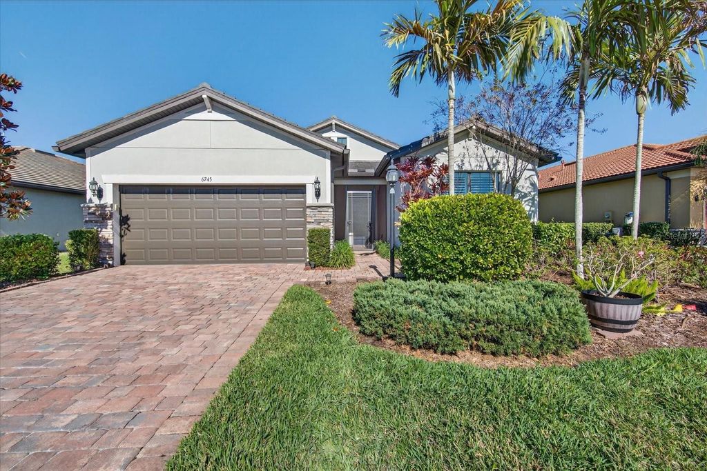 6745 CHESTER TRAIL, Bradenton, FL 34202
