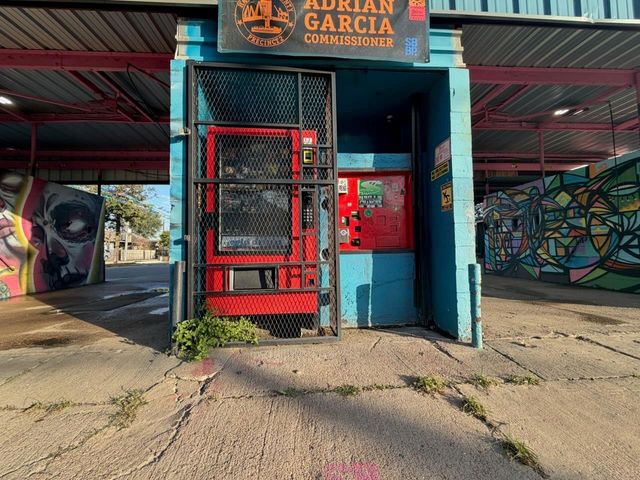 4400 Canal Street, Houston, TX 77011