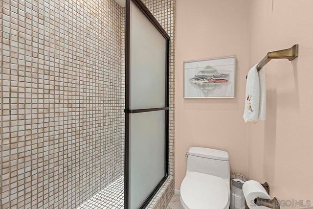 17632 Caminito Hercuba, San Diego, CA 92128