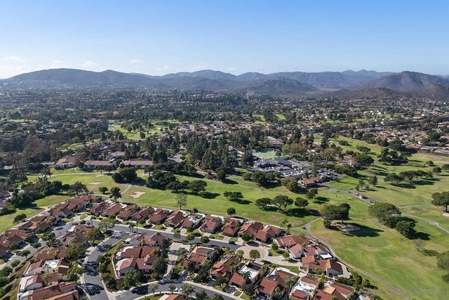 17632 Caminito Hercuba, San Diego, CA 92128