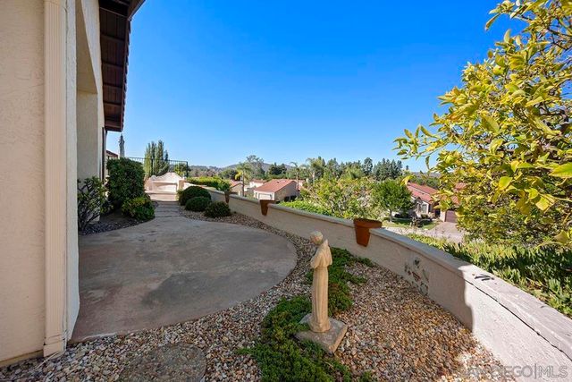 17632 Caminito Hercuba, San Diego, CA 92128