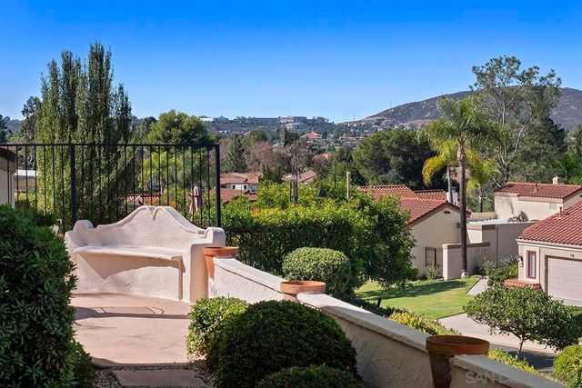 17632 Caminito Hercuba, San Diego, CA 92128