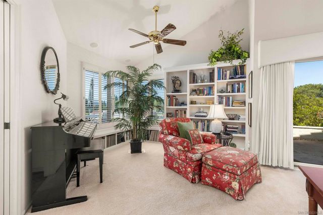 17632 Caminito Hercuba, San Diego, CA 92128