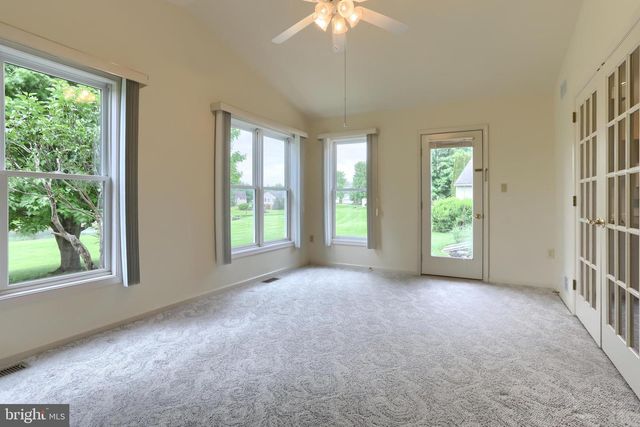 49 SPRINGHOUSE DR, Myerstown, PA 17067