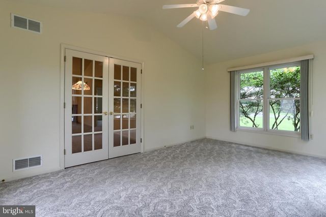 49 SPRINGHOUSE DR, Myerstown, PA 17067