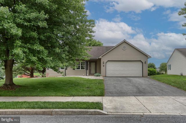 49 SPRINGHOUSE DR, Myerstown, PA 17067