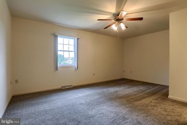 49 SPRINGHOUSE DR, Myerstown, PA 17067