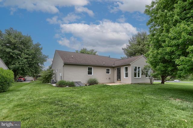 49 SPRINGHOUSE DR, Myerstown, PA 17067