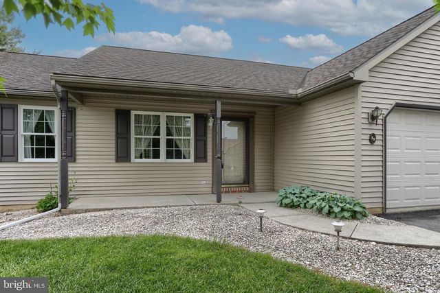 49 SPRINGHOUSE DR, Myerstown, PA 17067
