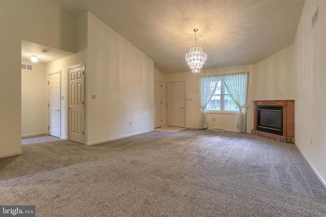 49 SPRINGHOUSE DR, Myerstown, PA 17067