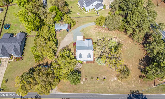 1768 Airport Road, Whispering Pines, NC 28327