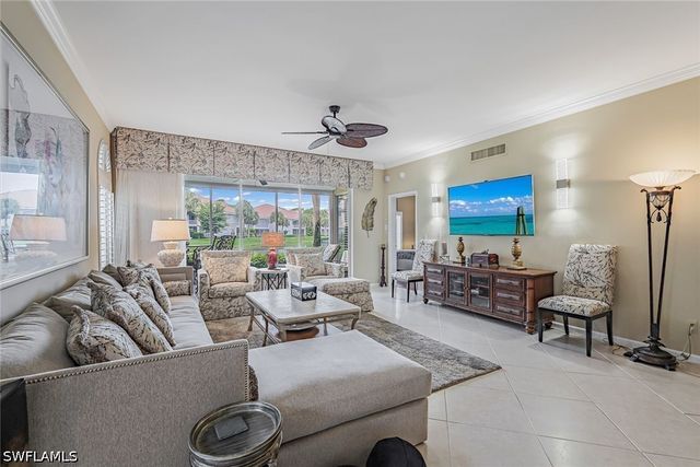 8471 Abbington CIR 1111, Naples, FL 34108
