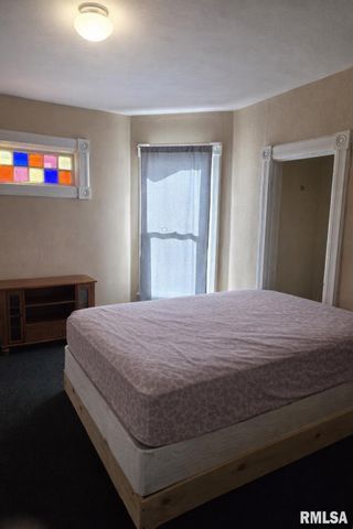 1212 N SHERIDAN Road, Peoria, IL 61606