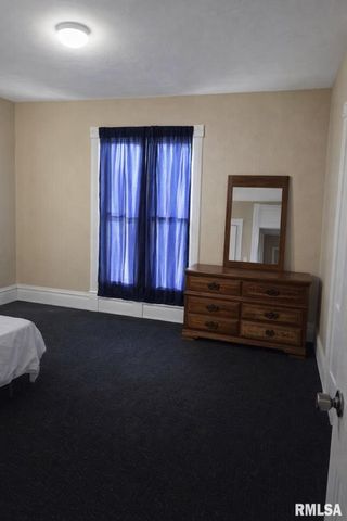 1212 N SHERIDAN Road, Peoria, IL 61606