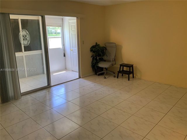 2405 Antigua Circle H1, Coconut Creek, FL 33066