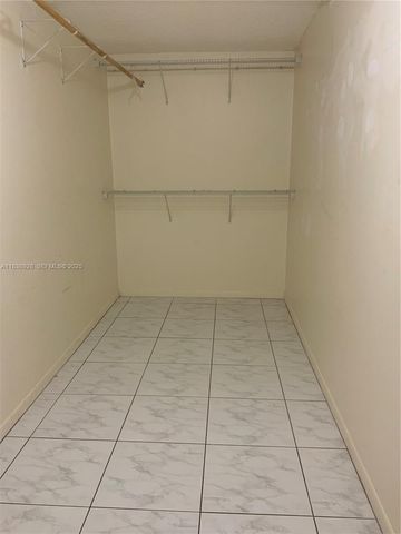 2405 Antigua Circle H1, Coconut Creek, FL 33066