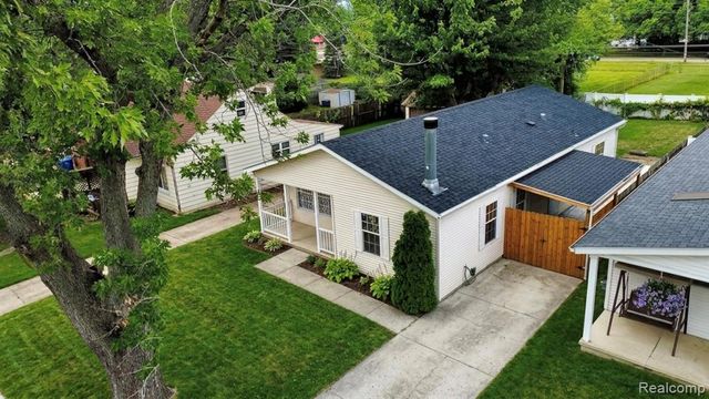 25660 Currier Street, Dearborn Heights, MI 48125