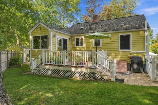 54 Joclyn Ave, Framingham, MA 01701