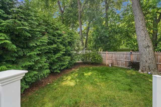 54 Joclyn Ave, Framingham, MA 01701