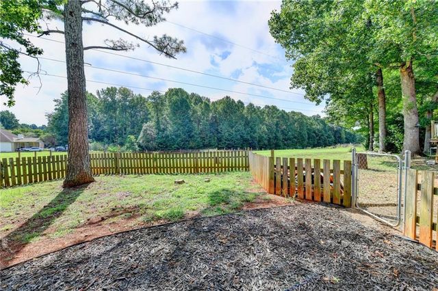 7224 Ironwood Drive, Gainesville, GA 30507