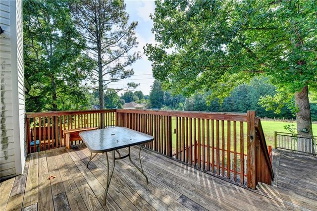 7224 Ironwood Drive, Gainesville, GA 30507