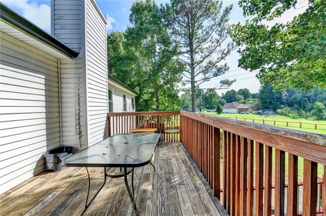 7224 Ironwood Drive, Gainesville, GA 30507