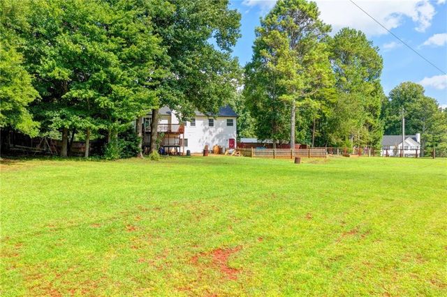7224 Ironwood Drive, Gainesville, GA 30507