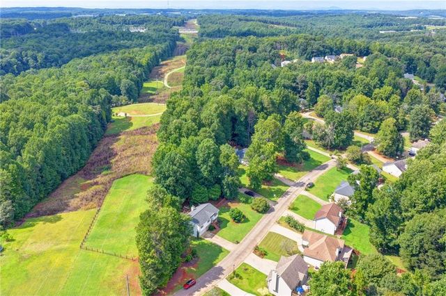 7224 Ironwood Drive, Gainesville, GA 30507