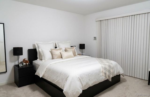 716 Eton Court, Rochester Hills, MI 48307