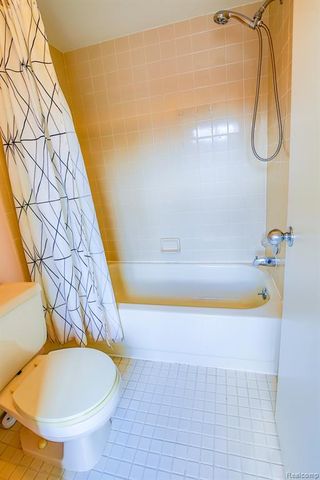 716 Eton Court, Rochester Hills, MI 48307