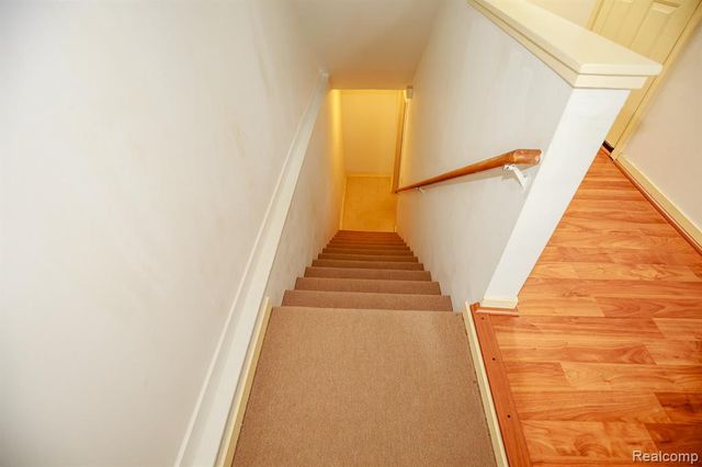 716 Eton Court, Rochester Hills, MI 48307