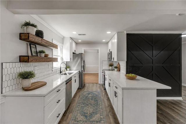 4686 Dana Terrace SW, Lilburn, GA 30047