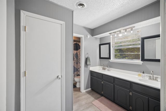24615 E Sisemore Street, Broken Arrow, OK 74014