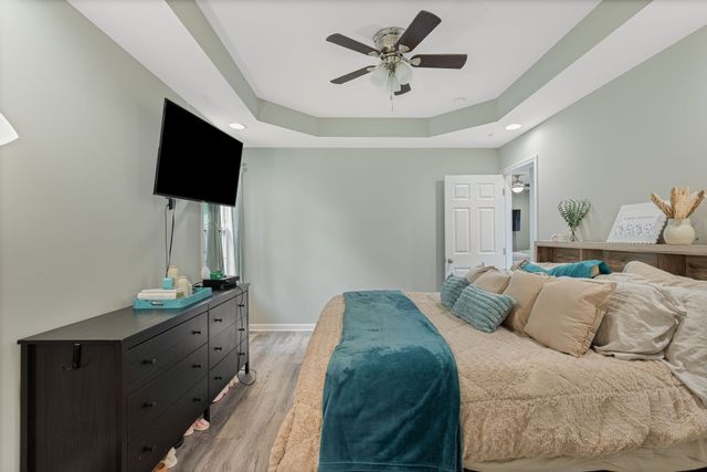 1209 Wesley Ct, Lawrenceburg, TN 38464