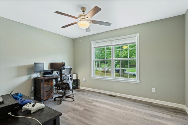 1209 Wesley Ct, Lawrenceburg, TN 38464