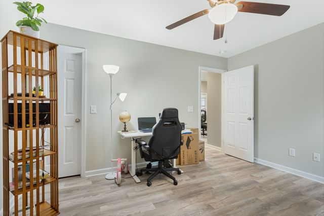 1209 Wesley Ct, Lawrenceburg, TN 38464