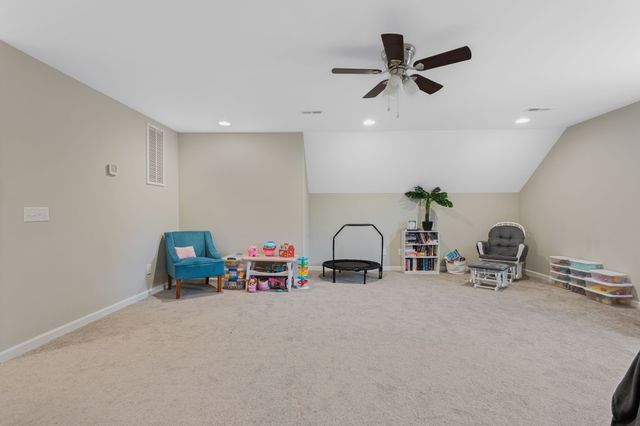 1209 Wesley Ct, Lawrenceburg, TN 38464