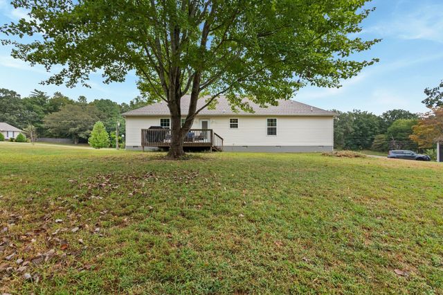 1209 Wesley Ct, Lawrenceburg, TN 38464