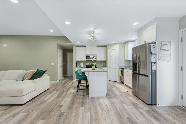 1209 Wesley Ct, Lawrenceburg, TN 38464